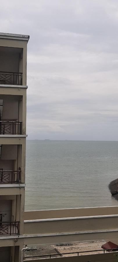 Paradise Seaview Homestay Port Dickson Exterior foto